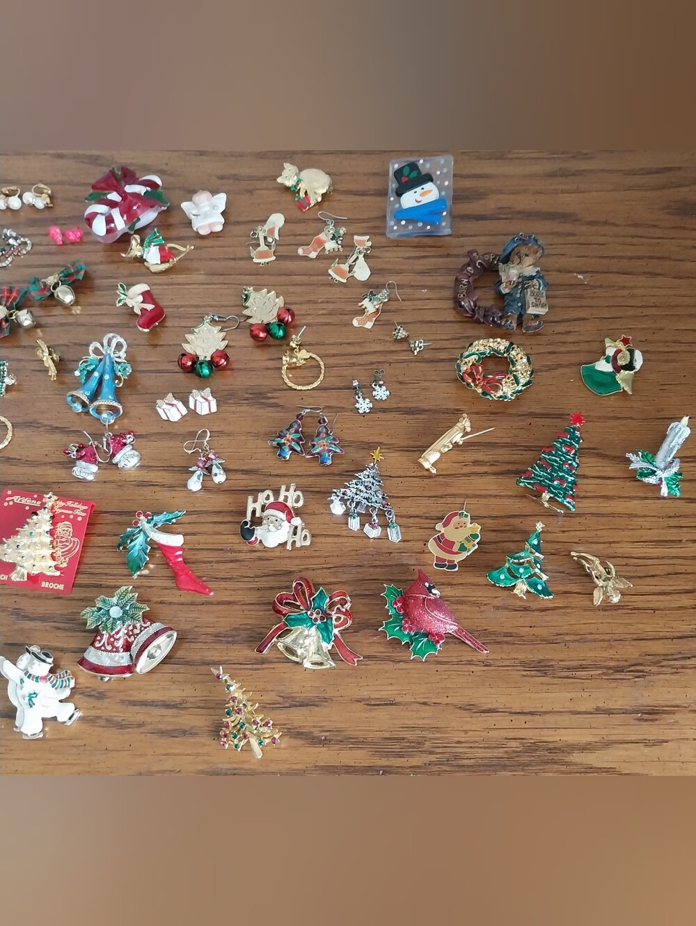 Vintage Christmas Women's Brooch Jeeelry Lot - Picture 5 of 13